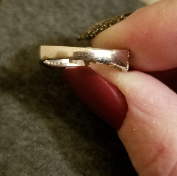 2 tcw Sterling Silver Past, Present, Future ring - Picture 12 of 16